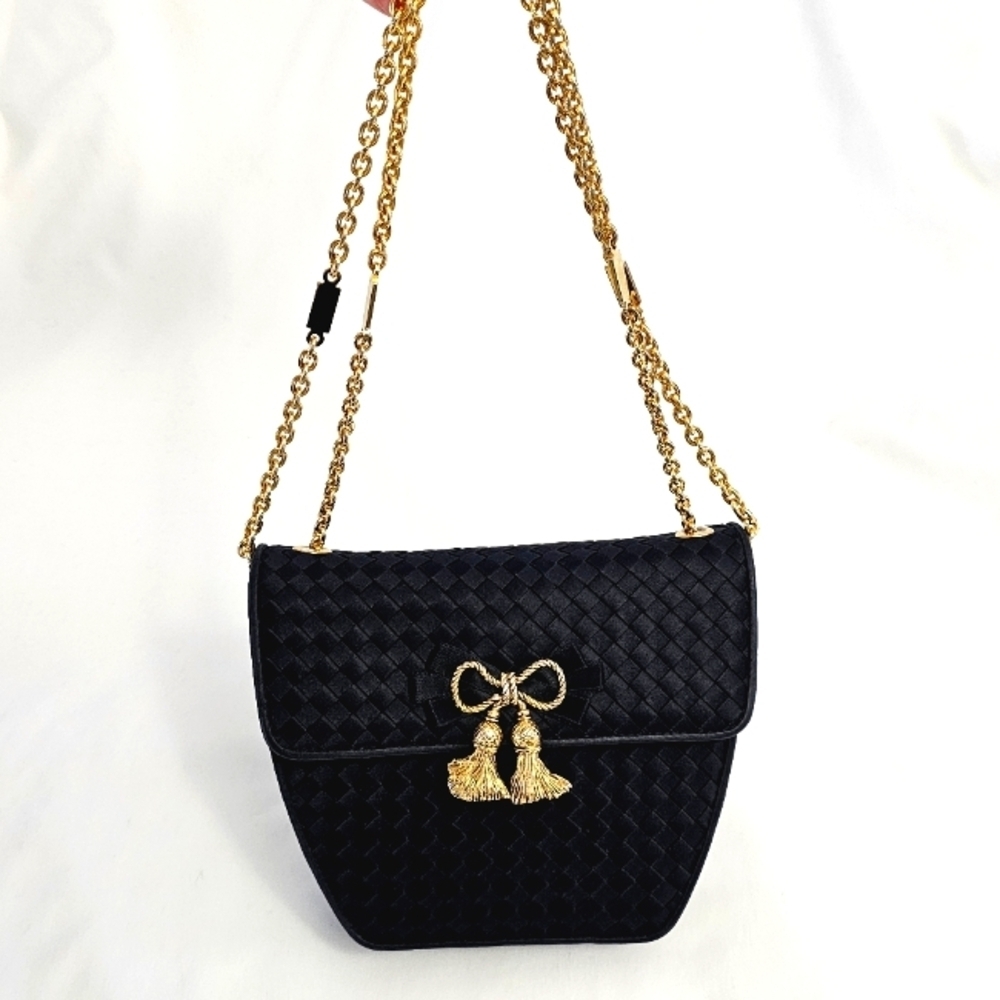 Bottega Veneta 80s Vintage Woven Tassel Shoulder Bag